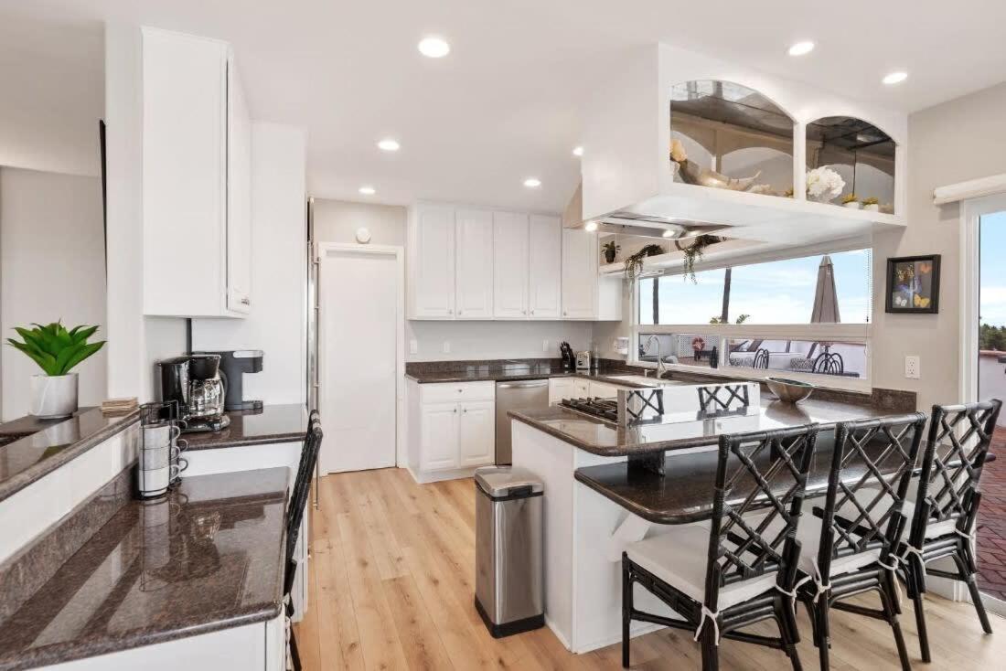 California Dreamin Your Ocean-view Sanctuary Holiday home *